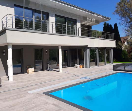 Terrasse am Pool